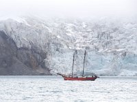 N, Spitsbergen, Alkefjellet, De Noorderlicht 1, Saxifraga-Bart Vastenhouw