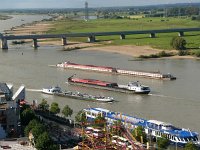 NL, Gelderland, Nijmegen 16, Saxifraga-Harry van Oosterhout : transport, binnenschippers, scheepvaart, rivier, Waal, waal
