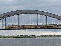 NL, Gelderland, Culemborg, Lek Bridge 2, Saxifraga-Foto Fitis-Sytske Dijksen