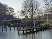 D_Sluis Zwolle 281103  Katerveer, de sluis van de Willemsvaart naar de IJssel. Gebouwd in 1819 en staat nu op de monumentenlijst. : Katerveer, Zwolle