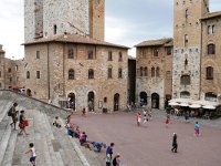 I, Siena, San Gimignano, Piazza del Duomo 1, Saxifraga-Tom Heijnen