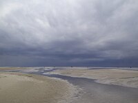 Engelsmanplaat, Waddenzee  Engelsmanplaat, Waddenzee : natuur, open, water, wijds, zee, beschermd natuurgebied, child, Friesland, sun, grauw, lente, wadlopers, Waddenzee, Wadden, eb, walking, opkomend tij, recreatie, regenachtig, slenk, stroming, low tide, n, grey, kind, laag water, landscape, Natura 2000, nature, Fryslan, natuurbeleving, wandelen, wijd, zandplaat, zon, bewolkt, children, flow, stroom, landschap, wadlopen, Wadplaat, cloudy, Wadden Sea, Engelsmanplaat, voorjaar, open landschap, rainy, recreation, sea, staatsbosbeheer, geul, model released, Frysia, IBA, kinderen, laagwater, nationaal landschap, natura 2000-gebied, nature reserve