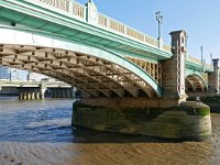 UK, Greater London, London, Southwark Bridge 1, Saxifraga-Tom Heijnen