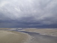 Engelsmanplaat, Waddenzee  Engelsmanplaat, Waddenzee : natuur, open, water, wijds, zee, beschermd natuurgebied, child, Friesland, sun, grauw, lente, wadlopers, Waddenzee, Wadden, eb, walking, opkomend tij, recreatie, regenachtig, slenk, stroming, low tide, n, grey, kind, laag water, landscape, Natura 2000, nature, Fryslan, natuurbeleving, wandelen, wijd, zandplaat, zon, bewolkt, children, flow, stroom, landschap, wadlopen, Wadplaat, cloudy, Wadden Sea, Engelsmanplaat, voorjaar, open landschap, rainy, recreation, sea, staatsbosbeheer, geul, model released, Frysia, IBA, kinderen, laagwater, nationaal landschap, natura 2000-gebied, nature reserve