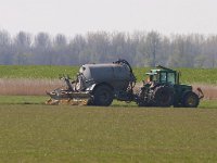 Mest injectie  mest injecteur in de Polder Arkemheen