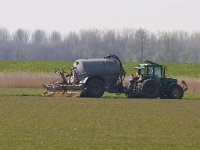 Mest injectie  mest injecteur in de Polder Arkemheen