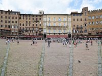 I, Siena, Siena, Piazza del Campo 4, Saxifraga-Tom Heijnen