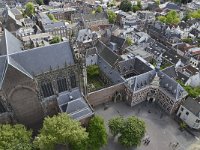 NL, Utrecht, Utrecht, Domkerk & Academiegebouw Universiteit Utrecht as seen from Domtoren 1, Saxifraga-Tom Heijnen